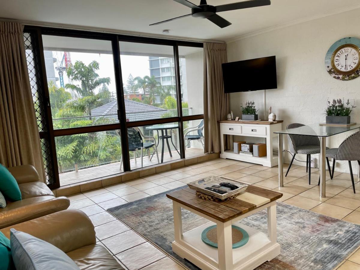 Burleigh Palms Holiday Apartments Gold Coast Bagian luar foto