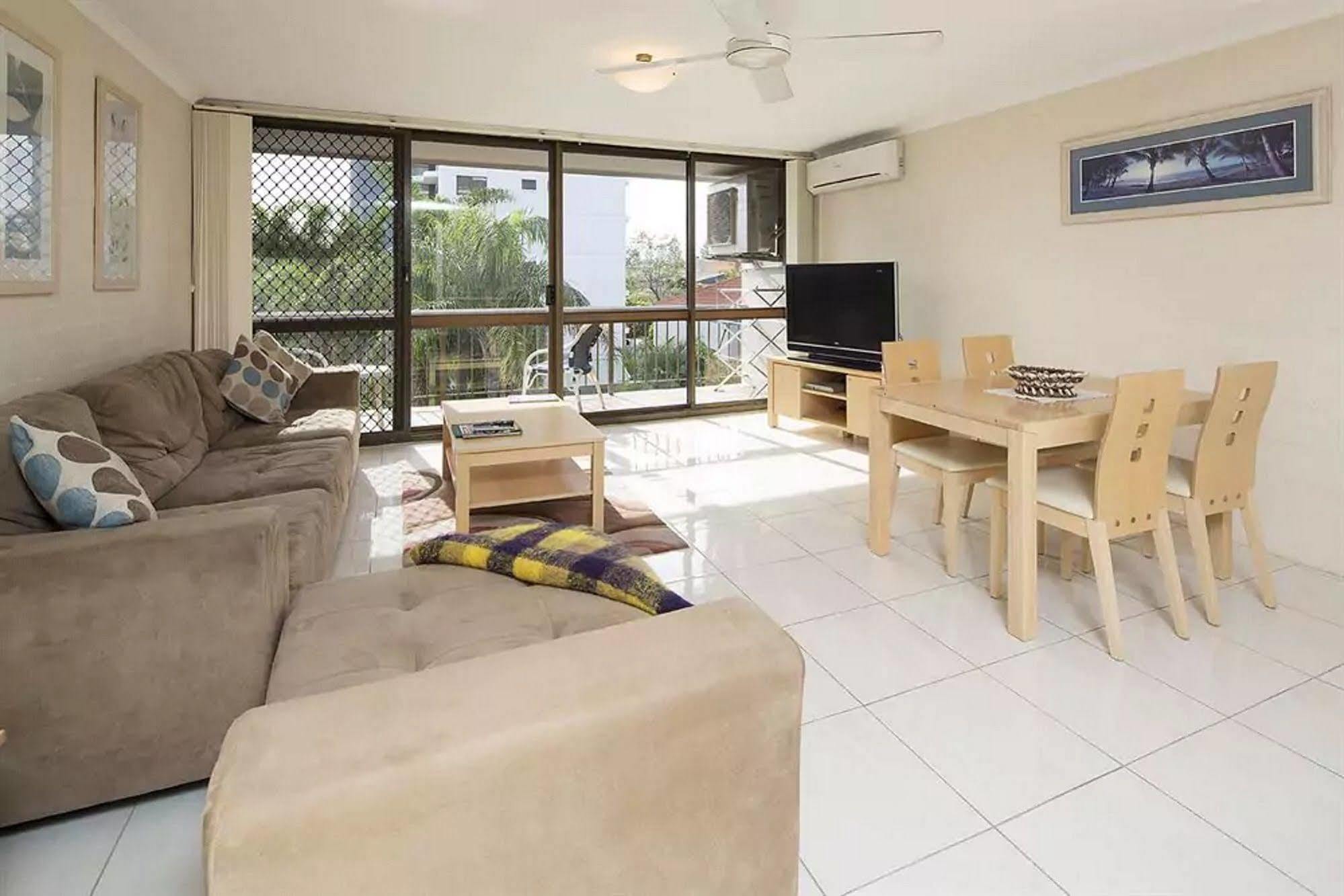 Burleigh Palms Holiday Apartments Gold Coast Bagian luar foto