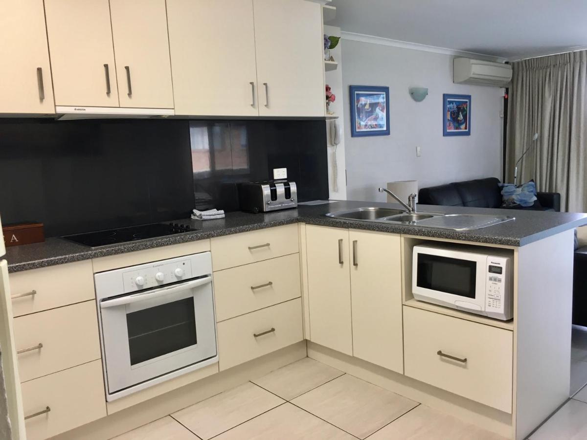 Burleigh Palms Holiday Apartments Gold Coast Bagian luar foto