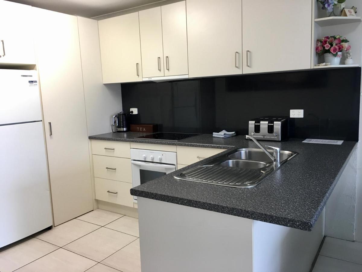 Burleigh Palms Holiday Apartments Gold Coast Bagian luar foto